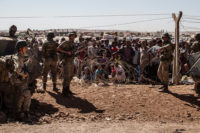 Syrische Flüchtlinge an der Grenze zur Türkei. Foto: UNHCR / I. Prickett